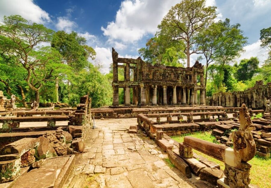 From Siem Reap: Banteay Srei Temple & Grand 5 Temple Tour - Banteay Srei, the Citadel of Women: where the carvings earn their fame