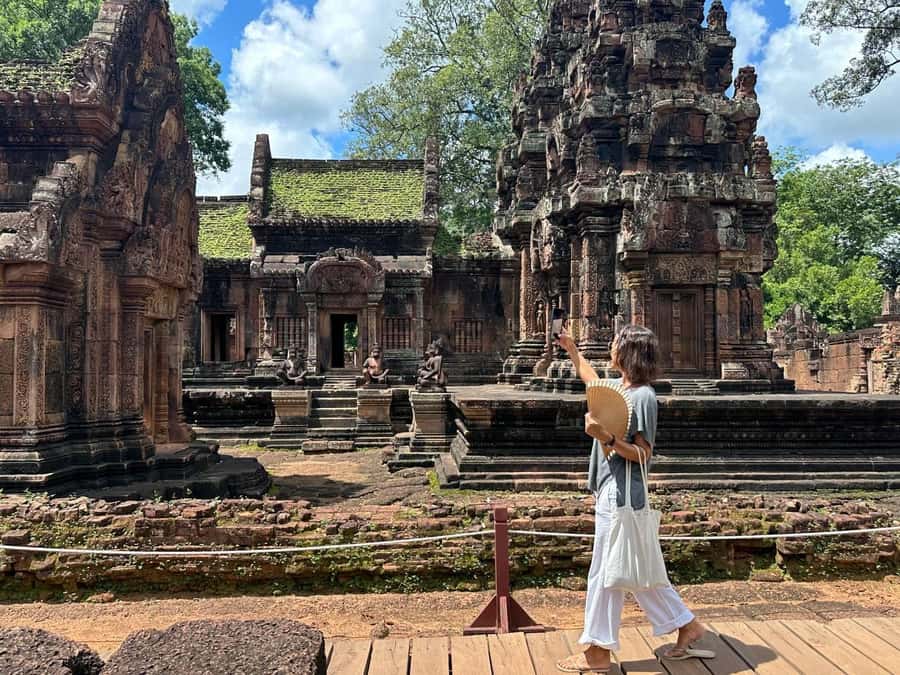 From Siem Reap: Banteay Srei Temple & Grand 5 Temple Tour - East Mebon: an island temple idea in a land of reservoirs