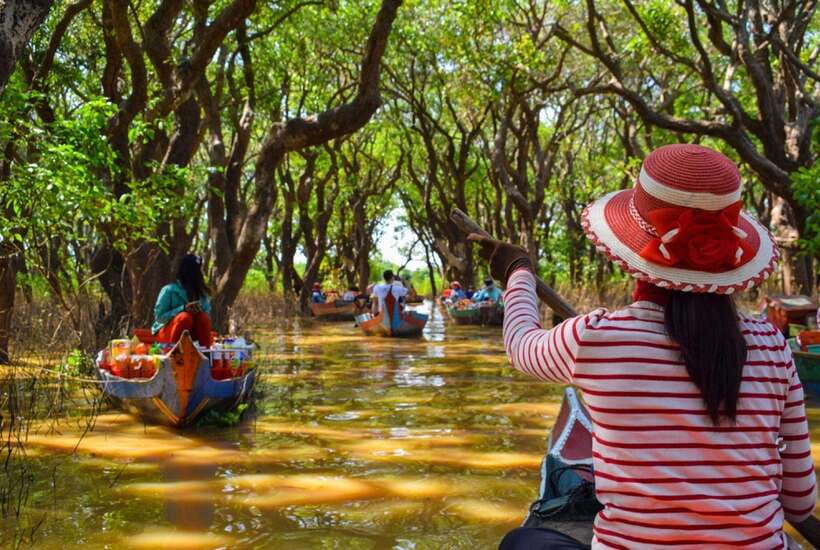 From Siem Reap: Kampong Phluk Floating Village Tour by Boat - Tips to get the most out of Kampong Phluk