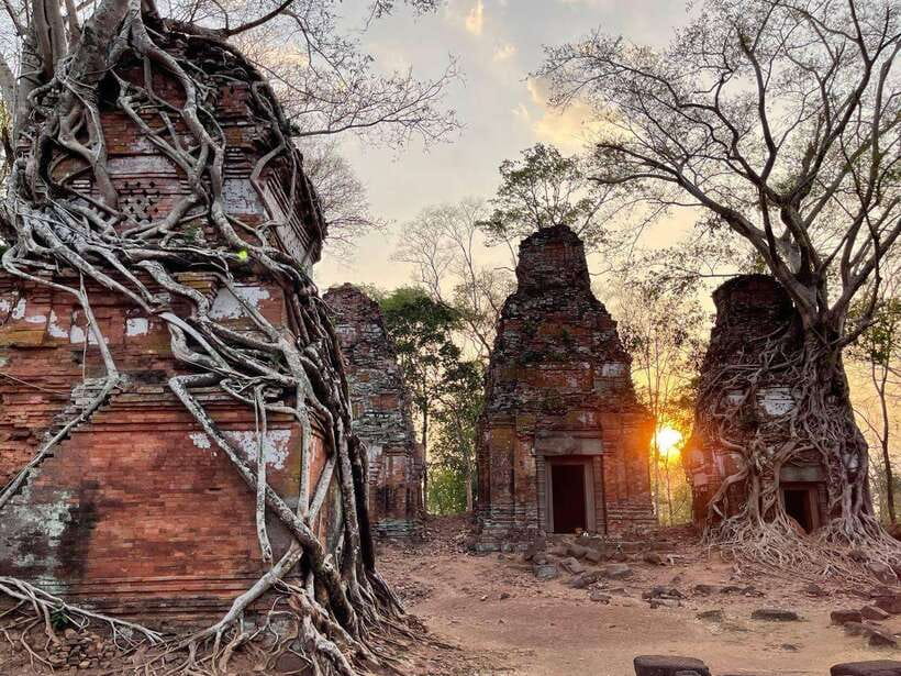 From Siem Reap: Koh Ker and Beng Mealea Temples Tour - The guide effect: how names like Lok, John, Kim, and Pip shape the day