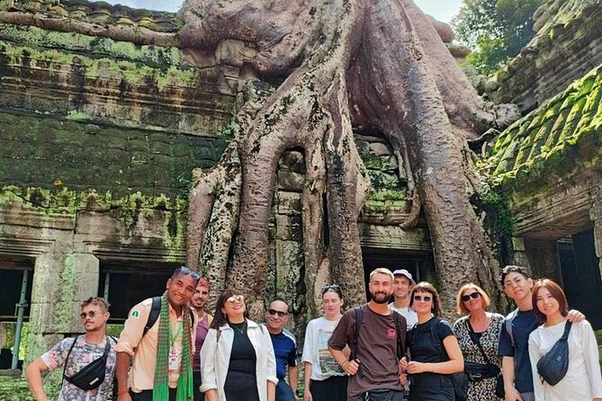 Full Day Archeological Tour in Siem Reap with Sun Set - Angkor Thom South Gate: fast photos at a 12th-century entrance