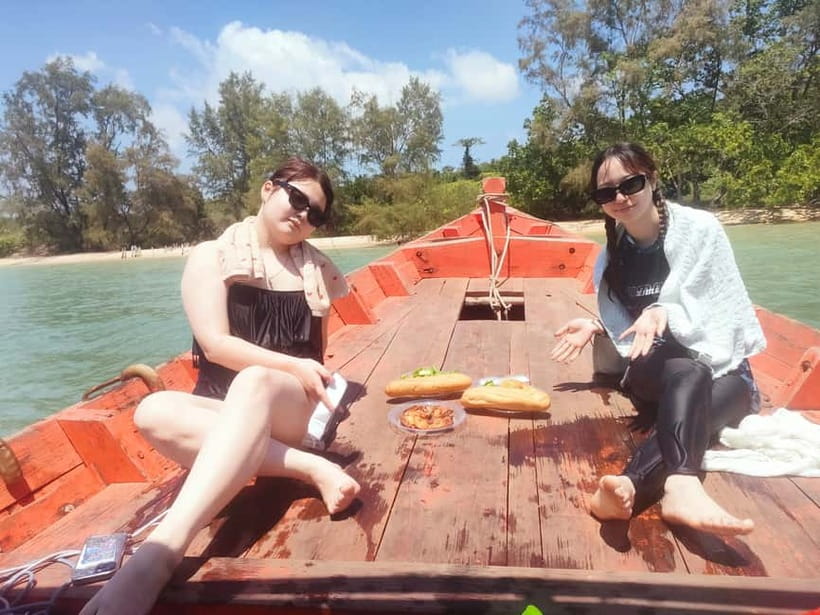 Full Day City Tour with A Boat Trip to 2 Islands - Koh Takeiv Island: swimming, sand time, and beach BBQ at the right moment