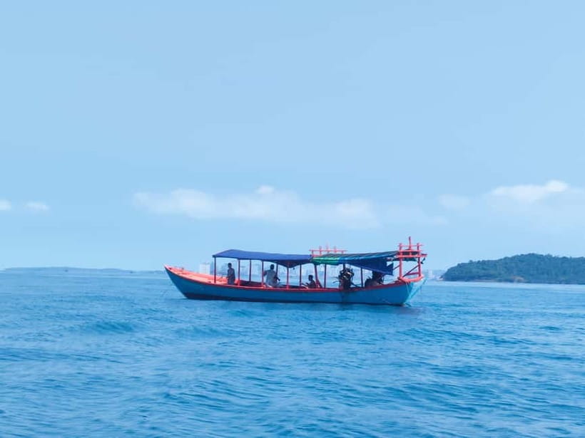 Full Day City Tour with A Boat Trip to 2 Islands - Who this tour suits best, and who should skip it