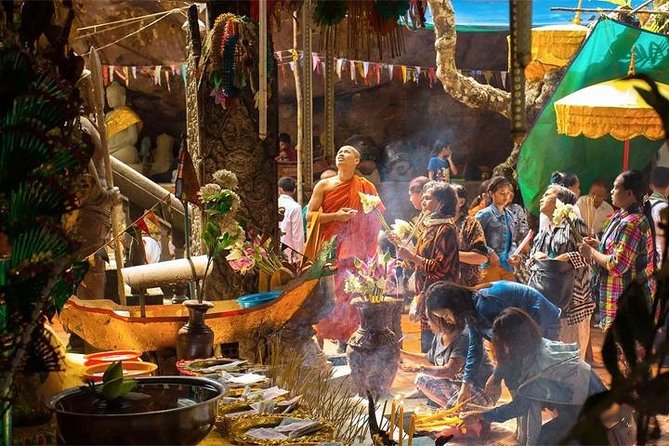 Full-Day Kulen Waterfall & 1000 Lingas Join-in Tour - Preah Ang Thom: temple stop that sets the tone for the whole day
