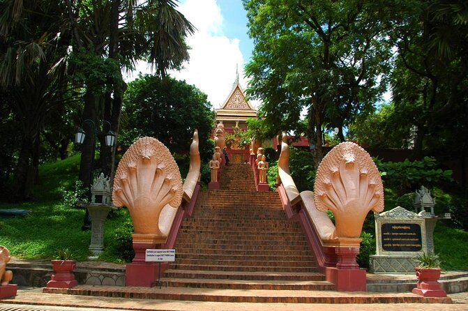 Full-Day Phnom Penh Sightseeing Tour & Killing Field - Key moments that make this tour worth your time