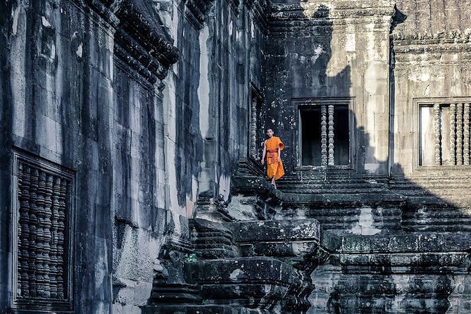 Full Day Small Group Tour Guide with Sun rise - Stop 1: Angkor Wat at Sunrise (When the Stone Looks Alive)