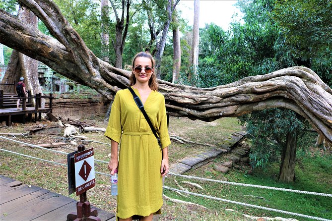 Full Day Temples Explorer - Small Group - Bayon Temple: 200 faces and the Khmer Empire’s center of gravity