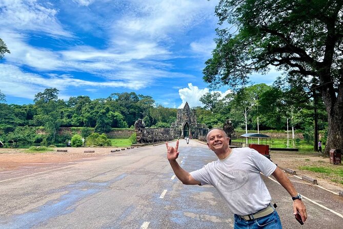 Full Day Tour Phnom Penh to Siem Reap Taxi, Angkor Visit & Return - Ta Prohm and the Tree Roots: Photo Timing and Comfort Tips
