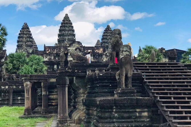 Full Day Tour Phnom Penh to Siem Reap Taxi, Angkor Visit & Return - Should You Book This Phnom Penh to Angkor Wat Day Trip?