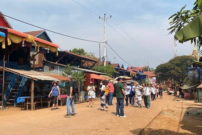 Half Day Kampong Phluk Floating Village and Flooded Forest Tour - Getting Picked Up, Staying Comfortable, and Keeping the Day Short