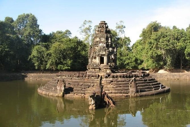 Half-Day Preah Khan and Neak Pean Temples from Siem Reap - How the tuk tuk or minivan changes the feel of the day
