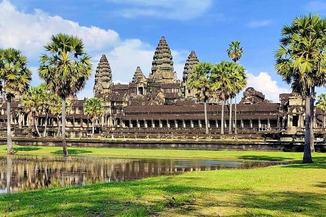 Highlight of Angkor Temples 6 Days Cambodia Tour - Hotels, private transportation value, and what “all entrance fees included” really means