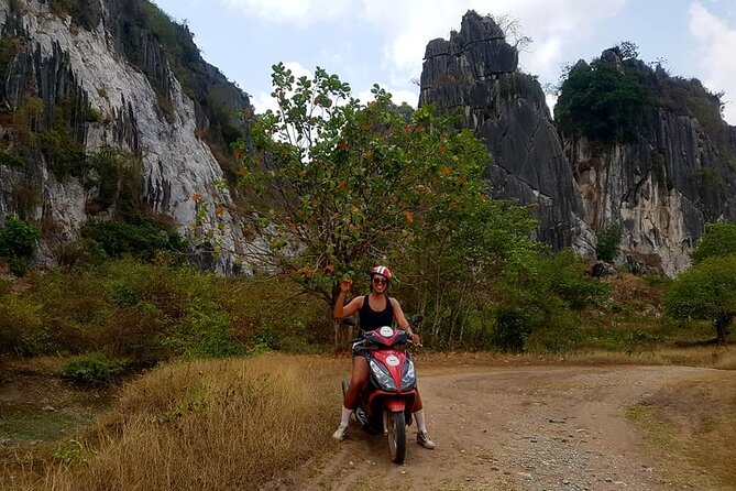 Kampong Trach Off-Roads - Windy Mountain and meeting the local Rockman