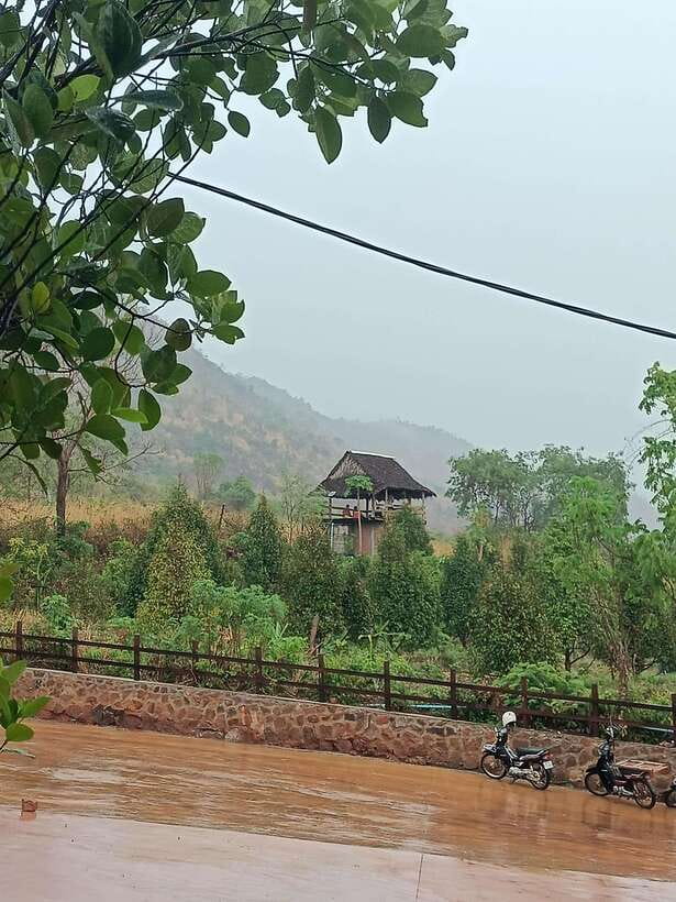 Kampot: Full-day Countryside Tour with Pepper Farm and Kep - Salt Fields and a Salt-Production Factory Stop: Brine to Buckets