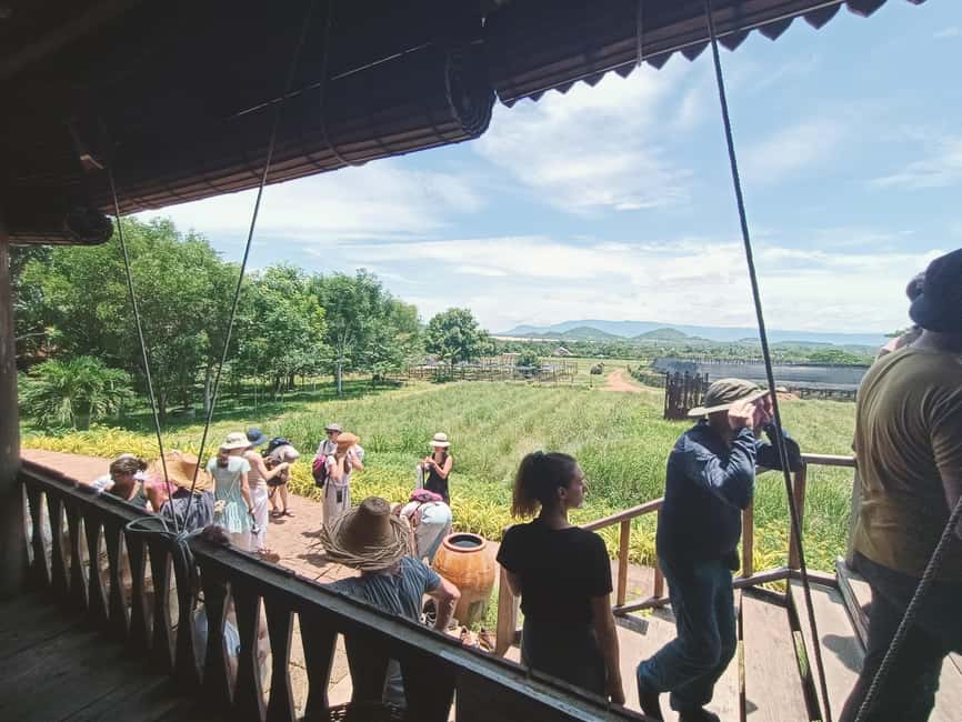 Kampot-Phnom Penh include Pepper farm Tour, Salt field, Lake - Brateak Krola: a quick stop for photos and a guided moment