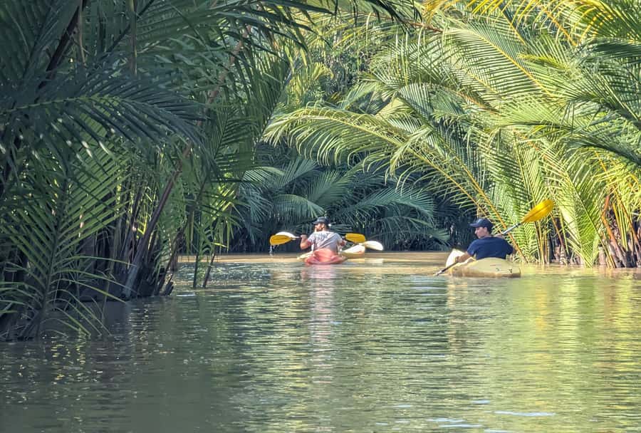 Kampot's Countryside & Kayak Tour, Pepper Farm include Lunch - How the guides affect the whole experience