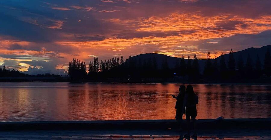 Kampot: Sunset Walking Tour - Lotus Pond: the calm stop that sets the tone