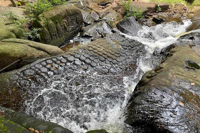 Kbal Spean Lingar River, Banteay Srei Temple & Pre Rup Tour - Pre Rup: a super high 10th-century brick pyramid temple stop