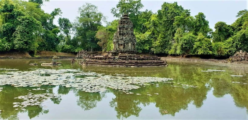 Kbal Spean Trekking Tour with Banteay Srei & Landmine Museum - Timing, pacing, and what to wear