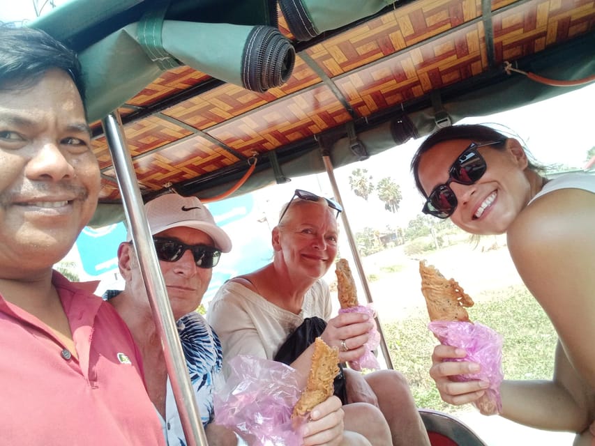 Kep town: Local tuk tuk to Countryside & Pepper farm - La Plantation: pepper tasting, a guided farm tour, and shopping time