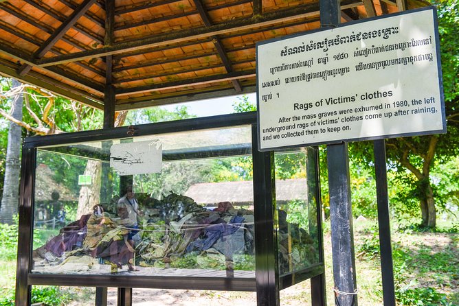 Killing Fields and Prison S21 Bus Tour - Choeung Ek Killing Fields: How the Memorial Works With Audio or Self-Guiding