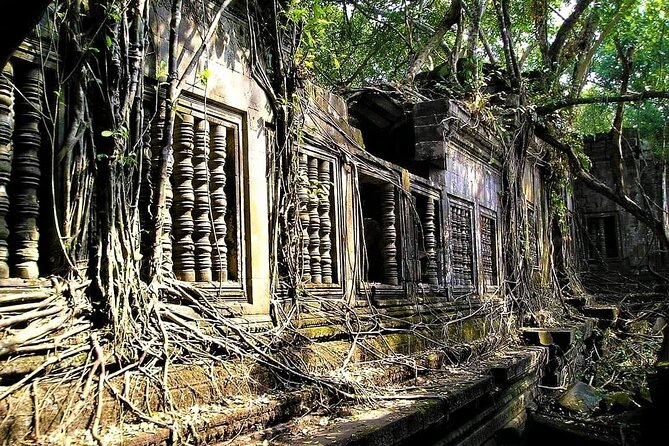 Koh Ker & Beng Mealea Temple Full-Day Private Tour from Siem Reap - Stop 2: Koh Ker Temple Complex, Khmer capital in the jungle