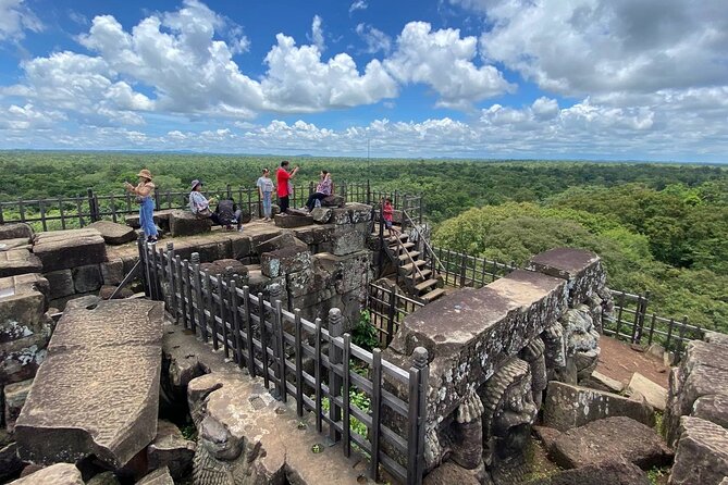 Koh Ker Temple Group & Beng Mealea Full-Day Join-in Tour - The small-group advantage and what the best guides do