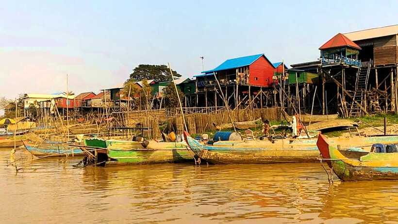 Kompong Phluk and Tonlé Sap Lake: Half-Day Tour - What to bring: simple gear that makes the boat part pleasant