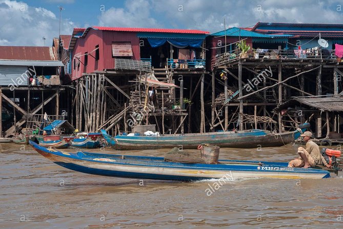 Kompong Phluk Floating Village Private Half-Day Tour - Kompong Phluk: Stilt Houses, a Floating Hospital, and Real Lake Life