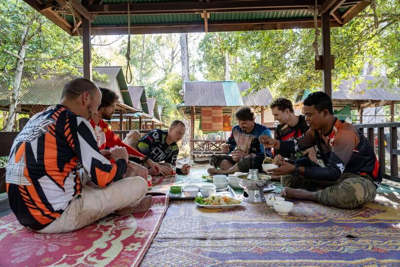 Krong Siem Reap: Kulen Mountain Trails Dirt Bike Adventure - Who should book this Kulen Mountain trails ride