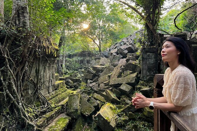 Kulen Mountain Beng Mealea and Tonle Sap Tour in Siem Reap - 1000 Lingas: sacred fertility symbols in the riverbed