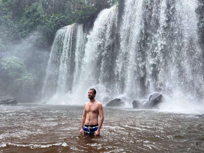 Kulen Mountain Tour with Picnic and Floating Village Sunset - Kampong Phluk: Stilt Houses, an Island Monastery, and Mangrove Waterways
