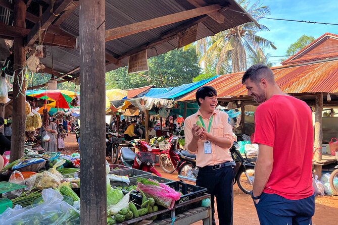 Kulen Mountain with Beng Mealea and Banteay Srei Full Day Tour - Kampong Khleang and Tonle Sap Lake: stilt houses and food-linked ecosystems
