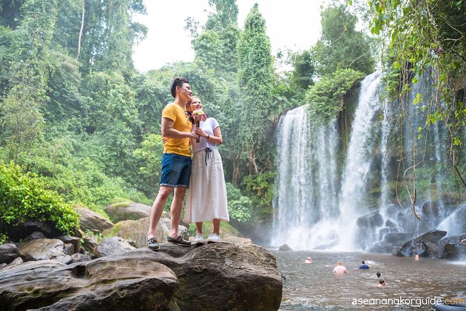 Kulen Mountain with Beng Mealea and Tonle Sap Small Group Tour - Preah Ang Thom: a reclining Buddha in the mountainside