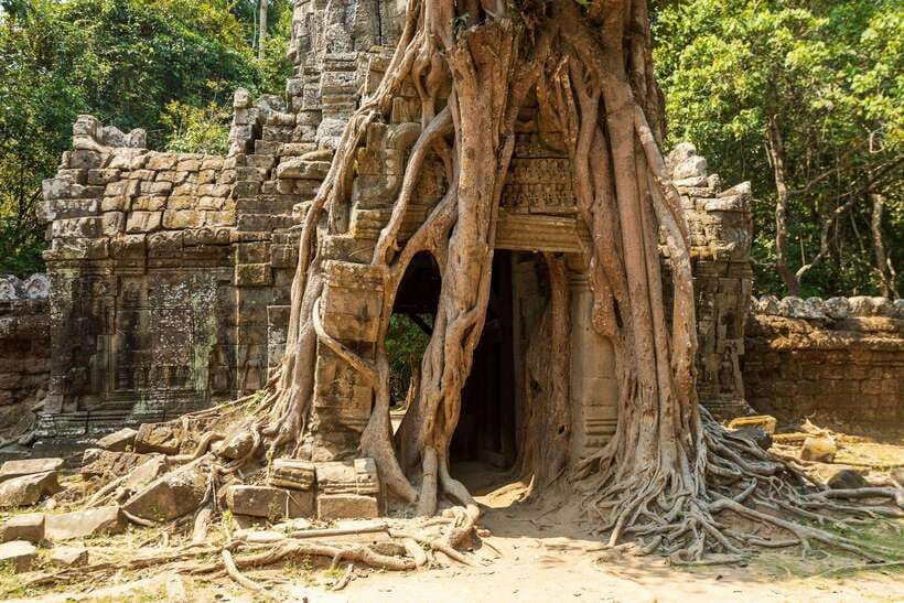 Luxury Private 2-Day Angkor Wat with English or German Guide - What each temple stop gives you in the real world