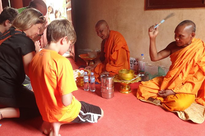 Monk Blessing Ceremony - Sarong and towel, plus the little details that keep things respectful
