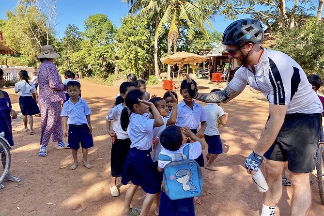 Morning Village & Countryside Bike Experience – Siem Reap - Getting on the bike: pickup, safety, and your guide