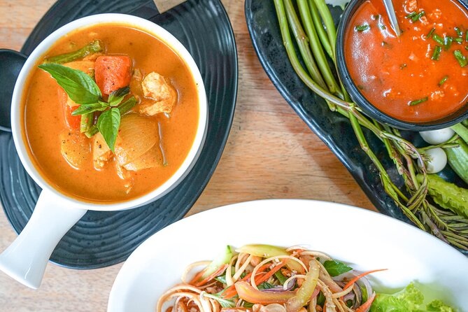 Old Siem Reap Sunset Food Tour by Tuk-tuk - Key highlights worth showing up for