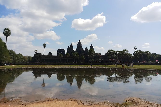 One day Angkor temple tour with private driver - Getting Picked Up: Private Driver Comfort in Siem Reap