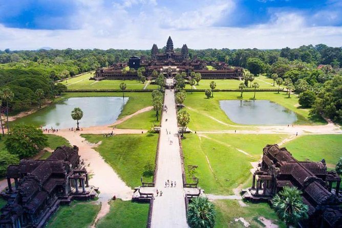 One day Angkor temple tour with private driver - Lunch Break: Refuel Time Without Dragging the Day