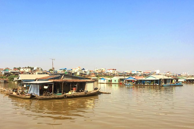 Oudong and Koh Chen Island - Full Day Cruise & Tour with English speaking guide - Oudong mountain and the learning stops inside the spiritual complex