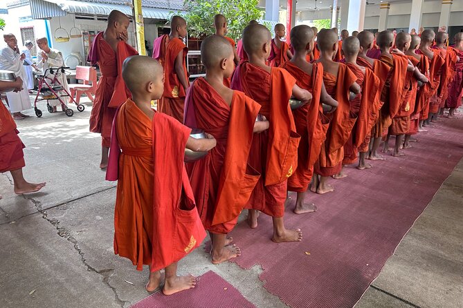 Oudong Mountain History and Pagoda Tour - Wat Arey Kasap: A Pagoda Stop That Adds Meaning
