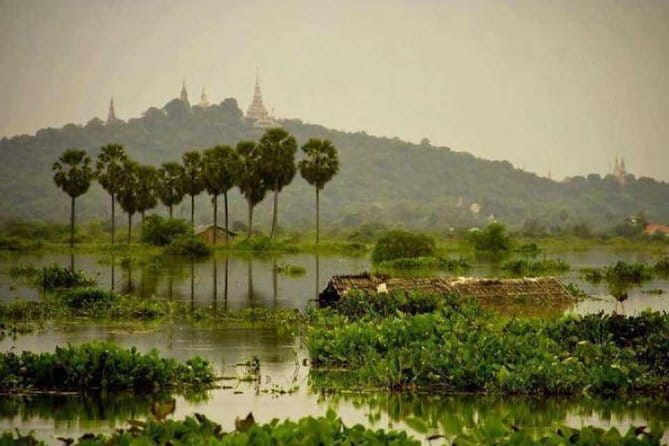 Oudong Temples & Phnom Prasith Private Tour from Phnom Penh - Phnom Praset stop: an 8th century temple plus a reclining Buddha