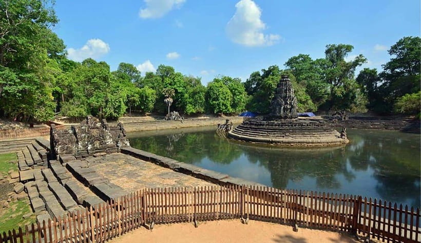 Phnom Bakheng Sunset Tour, Pre Rup, Neak Pean, Preah Khan - What the guide and driver actually change about your experience