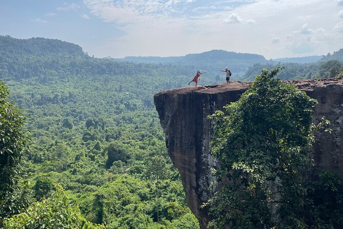 Phnom Kulen Waterfall and Banteay Srei Temple Tour from Siem Reap - Phnom Kulen National Park: waterfalls, cliff views, and a real cooldown