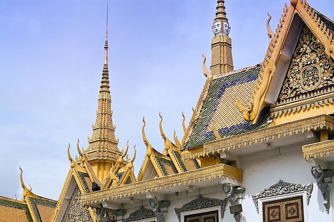 Phnom Pehn City Must See Highlight Guided Tour - Independence Monument, Saint 368 cafes, and a real pause