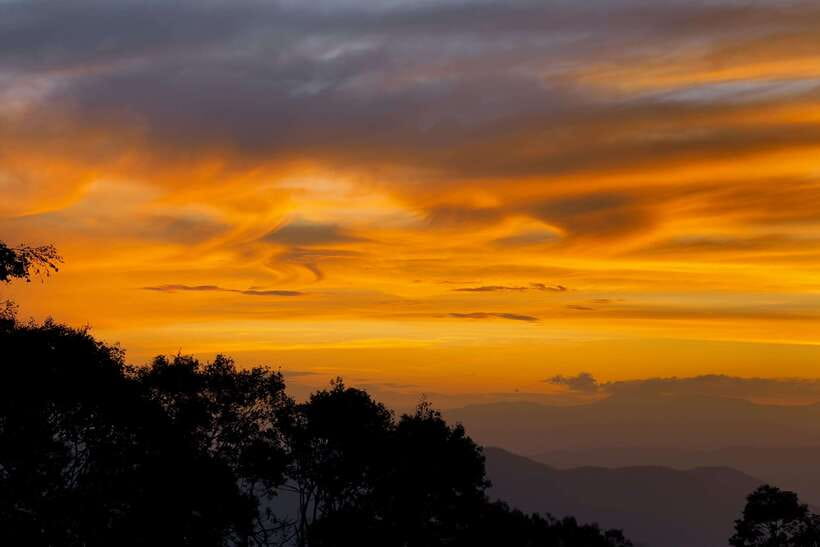 Phnom Penh: 2-Day Aural Mountains Hiking Adventure - Price and logistics: why $219 can feel fair