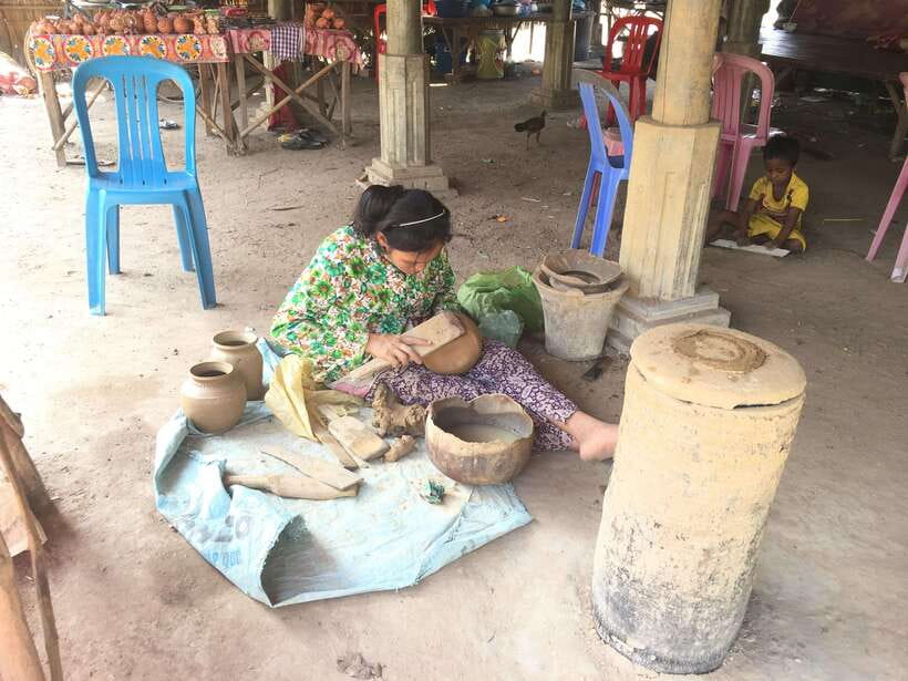 Phnom Penh - Battambang Transfer Plus Stop Sightseeing - Turning a transfer into a real day of Khmer sights