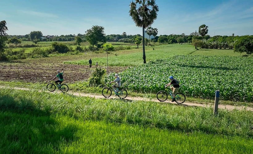 Phnom Penh: Bike & Boat Tour / E-Bike Available - Phnom Penh to Mekong Island, by e-bike or mountain bike