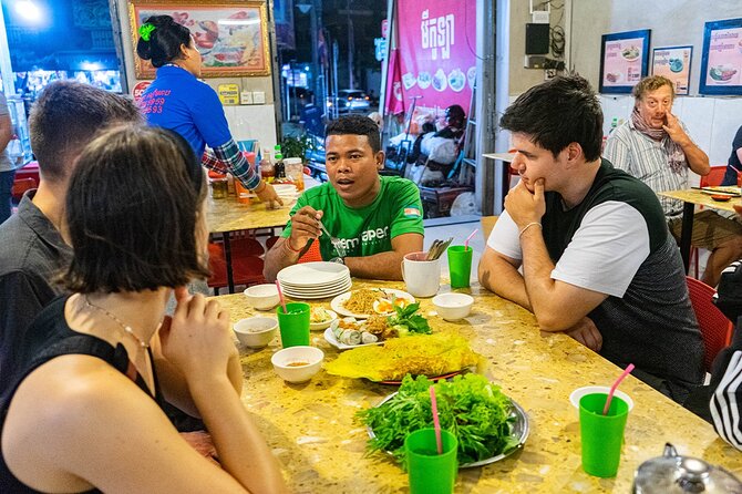 Phnom Penh Evening Food Tour - Inclusive 5 stops local Tastings - Stop 4: Phnom Penh night market (food adjacent, but still worth it)